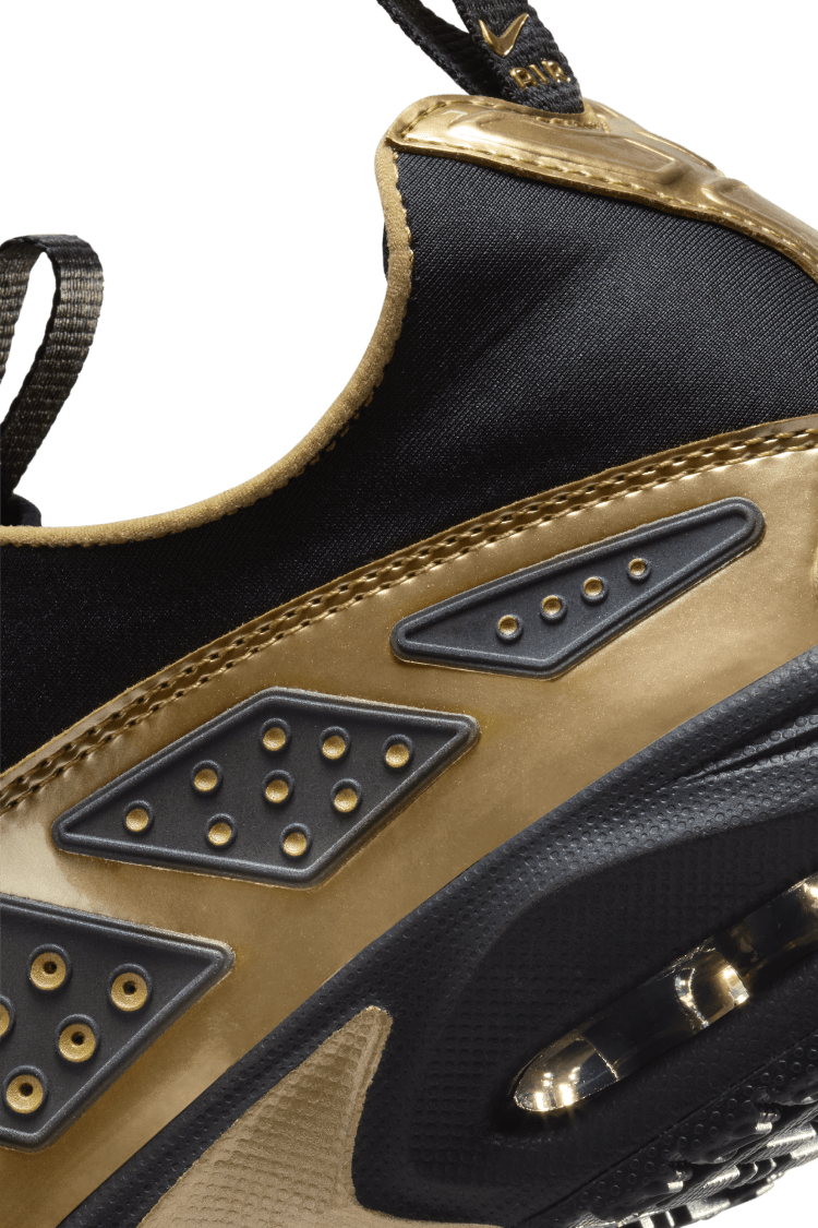 Date de sortie de la Air Max SNDR « Black and Metallic Gold » (HJ4130